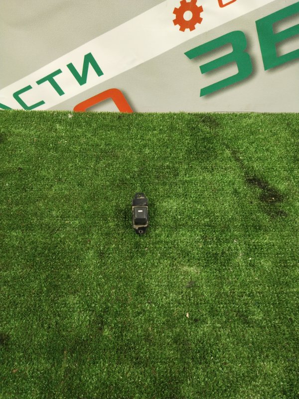 Кнопка стеклоподъемника, 500 рублей, Красноярск