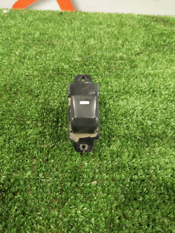 Кнопка стеклоподъемника, 500 рублей, Красноярск