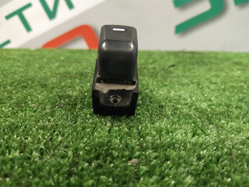 Кнопка стеклоподъемника, 500 рублей, Красноярск