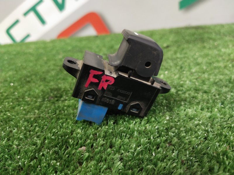 Кнопка стеклоподъемника, 500 рублей, Красноярск