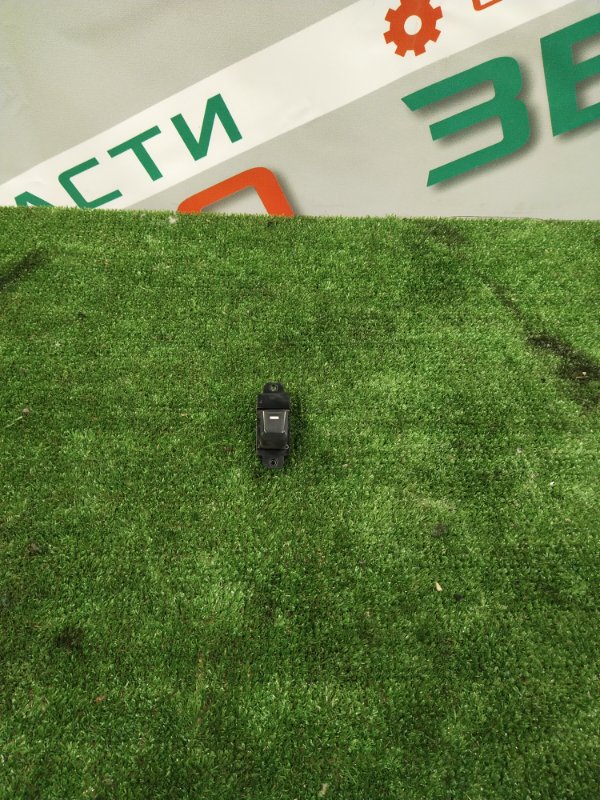 Кнопка стеклоподъемника, 500 рублей, Красноярск