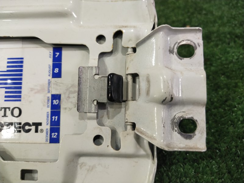 Лючок топливного бака, 200 рублей, Красноярск