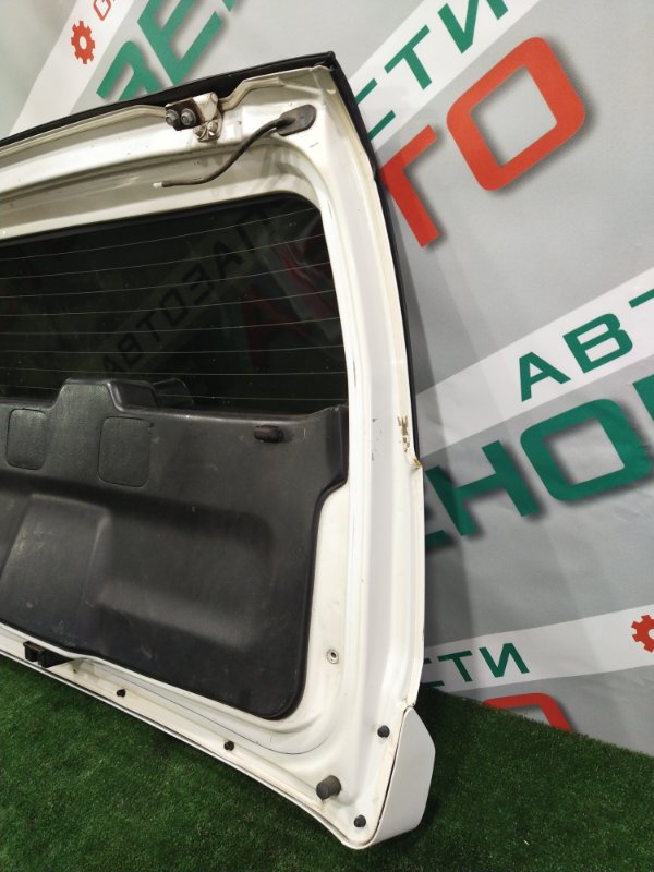 Дверь багажника, 10000 рублей, Красноярск