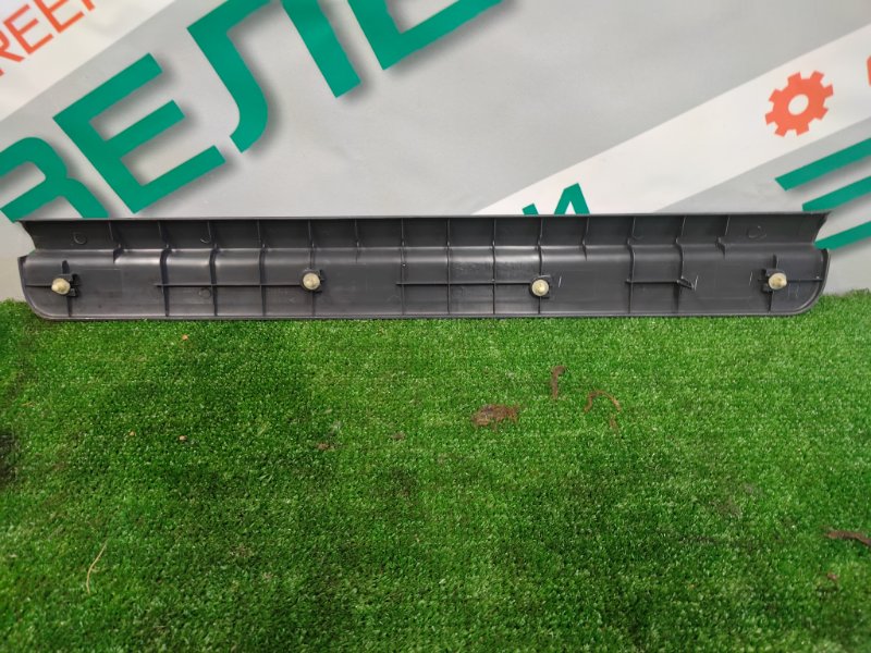 Накладка на порог салона, 500 рублей, Красноярск