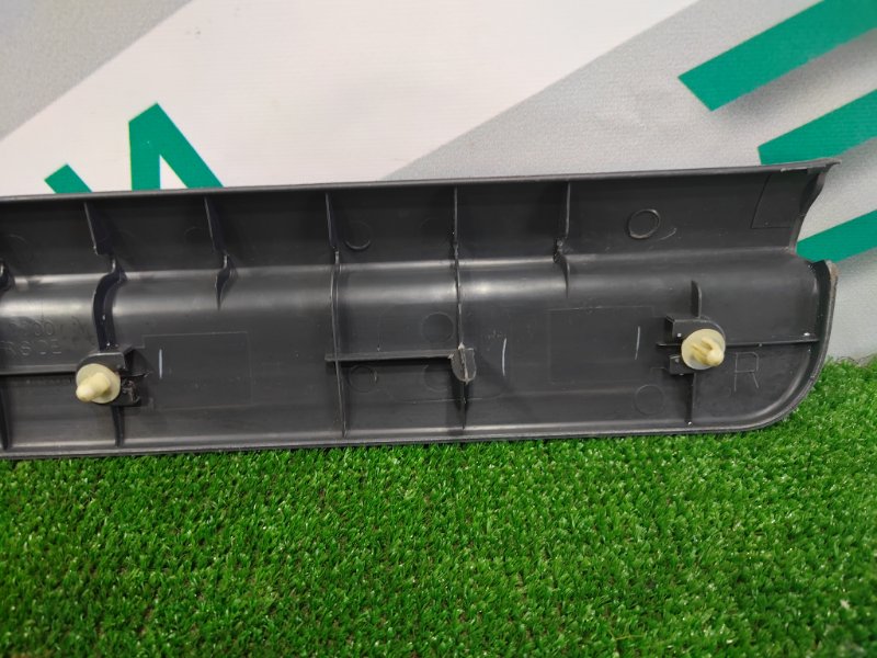 Накладка на порог салона, 500 рублей, Красноярск