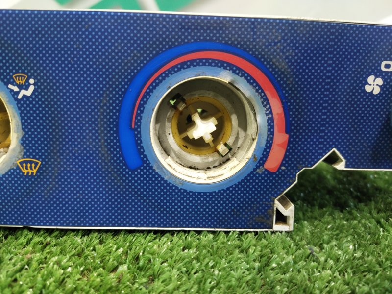 Блок управления климат-контролем, 2000 рублей, Красноярск