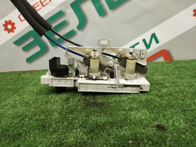 Блок управления климат-контролем, 2000 рублей, Красноярск