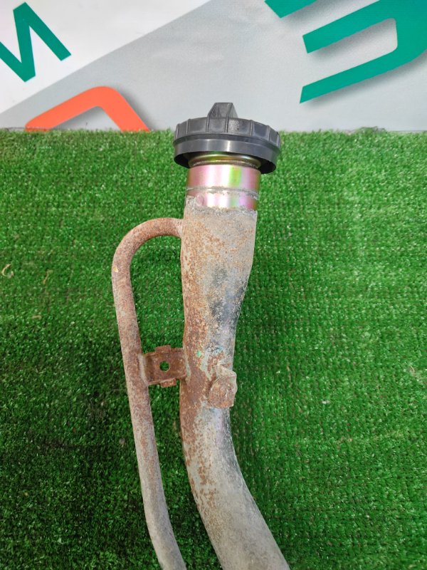 Горловина топливного бака, 500 рублей, Красноярск