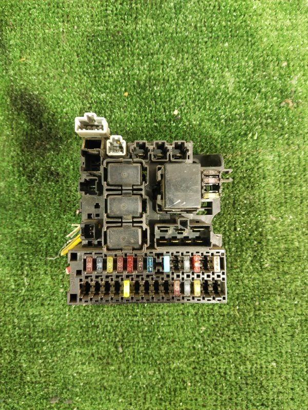 Блок предохранителей салонный, 1000 рублей, Красноярск