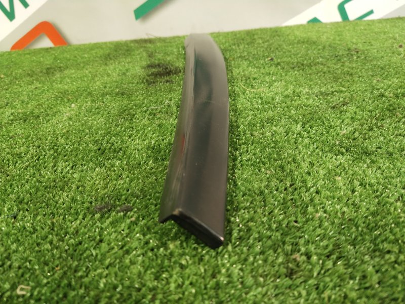 Молдинг стекла, 1000 рублей, Красноярск