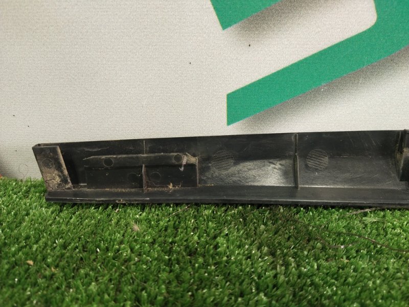 Молдинг стекла, 1000 рублей, Красноярск