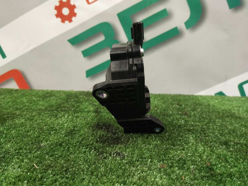 Педаль газа, 1500 рублей, Красноярск