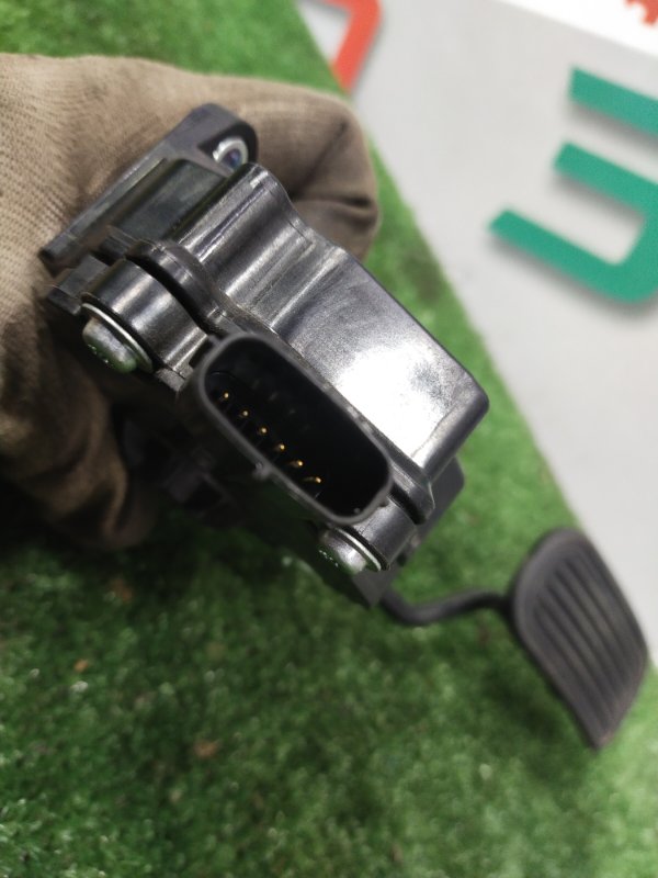 Педаль газа, 1500 рублей, Красноярск