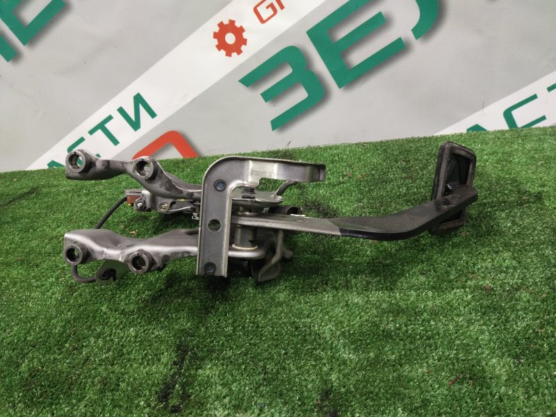 Педаль тормоза, 1500 рублей, Красноярск