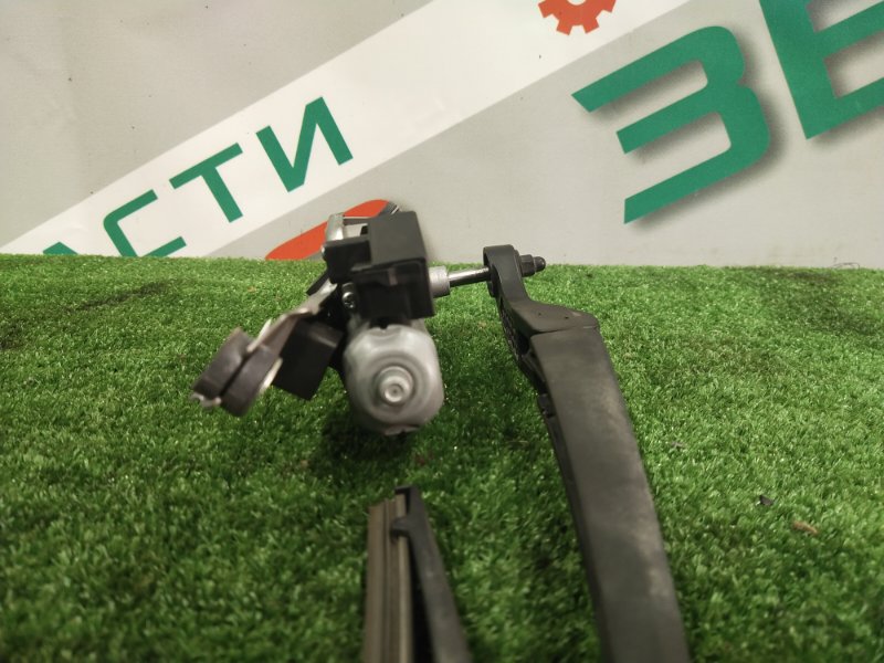 Мотор заднего дворника, 6700 рублей, Красноярск