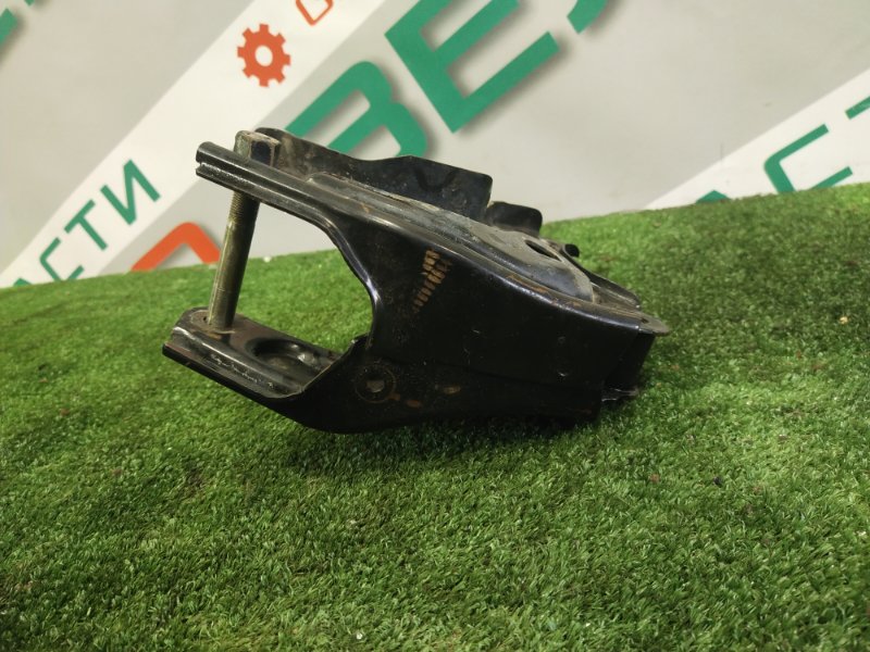 Кронштейн КПП, 500 рублей, Красноярск