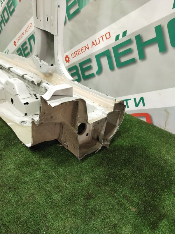 Центральная стойка кузова, 3000 рублей, Красноярск