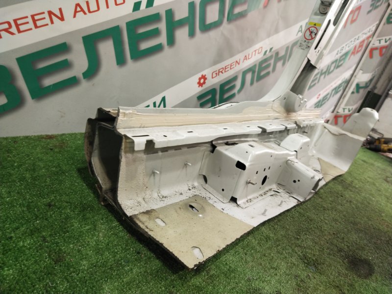 Центральная стойка кузова, 3000 рублей, Красноярск