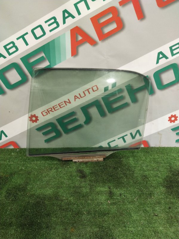 Стекло боковое, 500 рублей, Красноярск