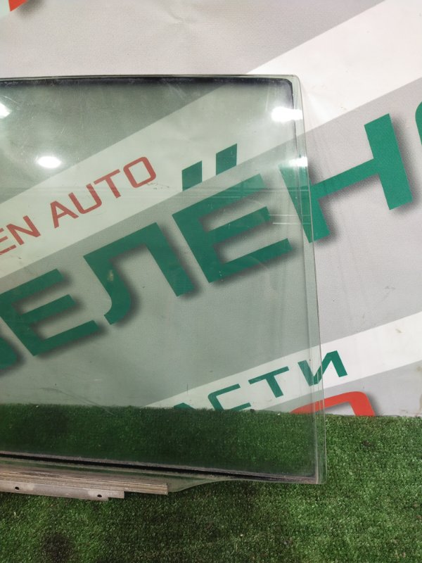 Стекло боковое, 500 рублей, Красноярск