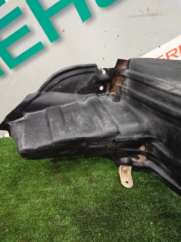 Подкрылок, 100 рублей, Красноярск