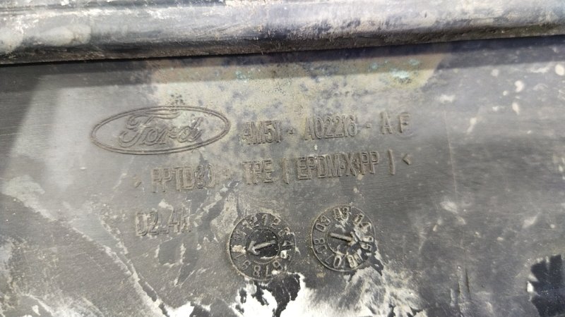 Решетка под лобовое стекло, 1000 рублей, Красноярск