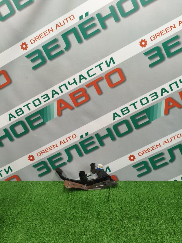 Педаль тормоза, 500 рублей, Красноярск