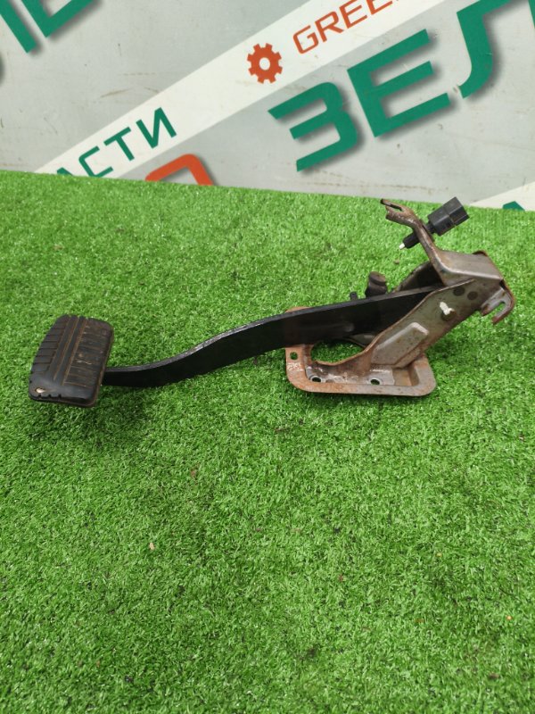 Педаль тормоза, 500 рублей, Красноярск