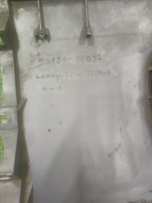 Накладка на торпедо, 500 рублей, Красноярск