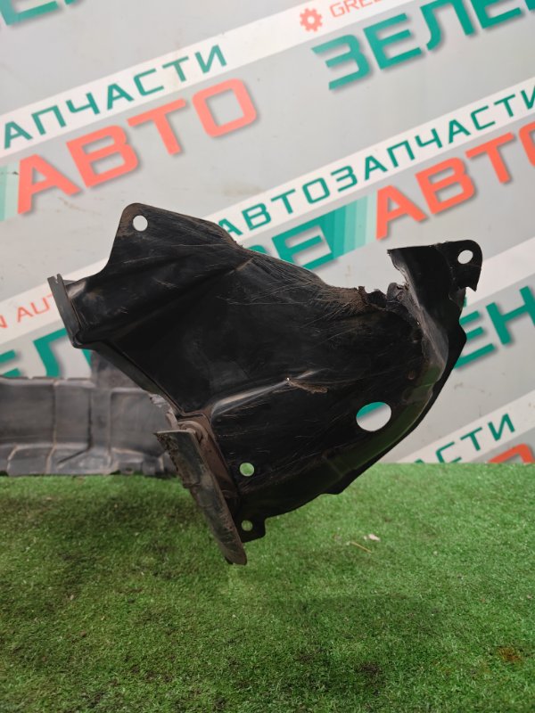 Подкрылок, 500 рублей, Красноярск