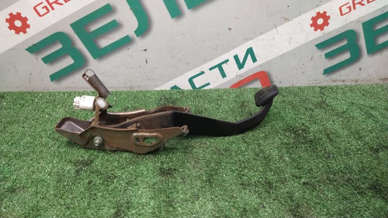 Педаль тормоза, 500 рублей, Красноярск