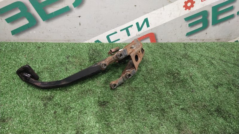 Педаль тормоза, 500 рублей, Красноярск