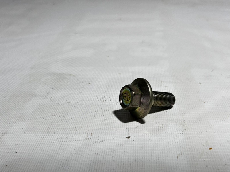 Болт шестерни распредвала, 300 рублей, Красноярск