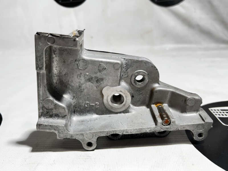 Кронштейн натяжного ролика, 1100 рублей, Красноярск