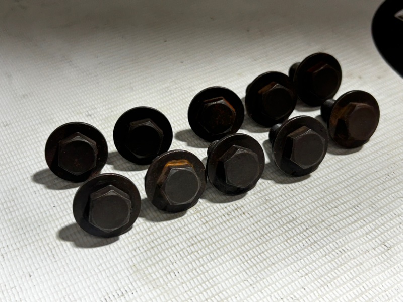 Болт маховика, 100 рублей, Красноярск