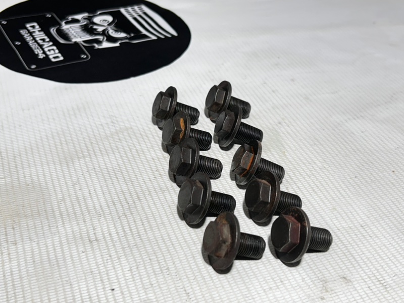 Болт маховика, 100 рублей, Красноярск