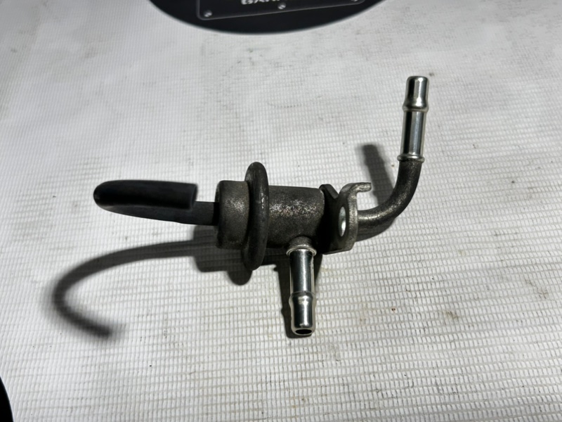 Регулятор давления топлива, 1000 рублей, Красноярск