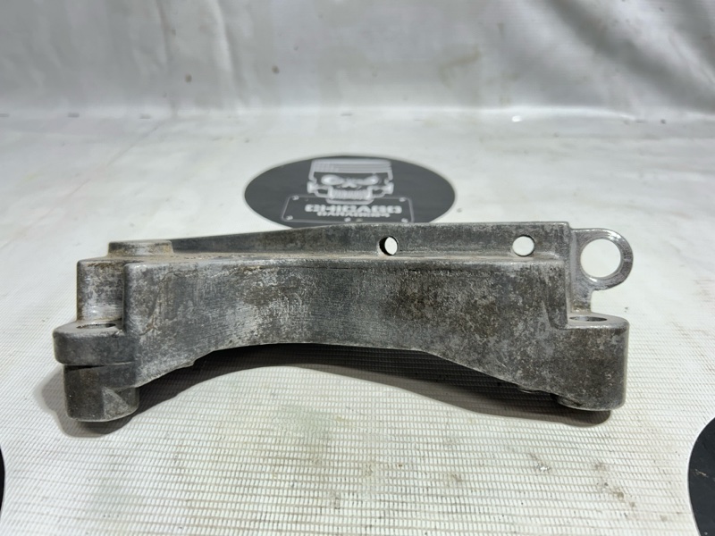 Кронштейн двигателя, 700 рублей, Красноярск