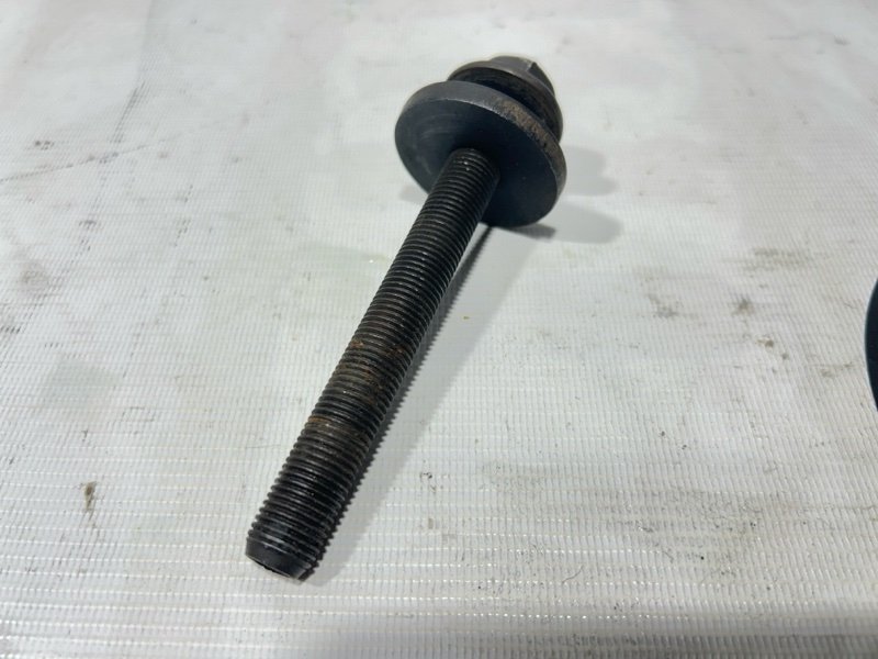 Болт шкива коленвала, 500 рублей, Красноярск