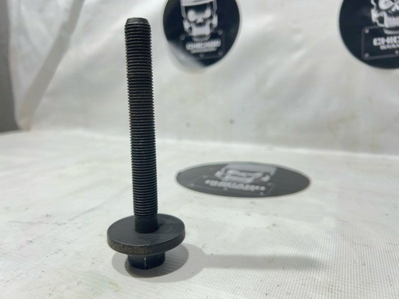 Болт шкива коленвала, 500 рублей, Красноярск