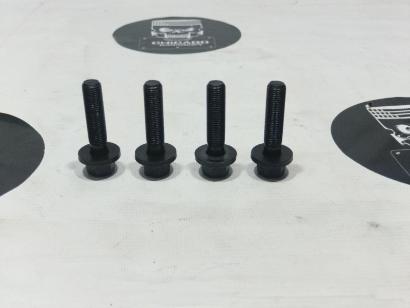 Болт шестерни распредвала, 200 рублей, Красноярск