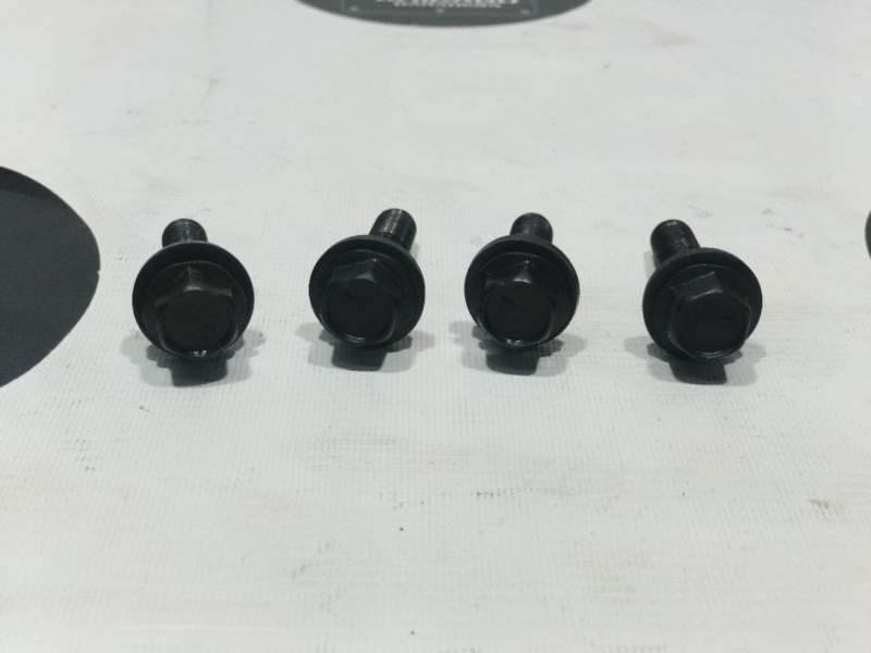 Болт шестерни распредвала, 200 рублей, Красноярск