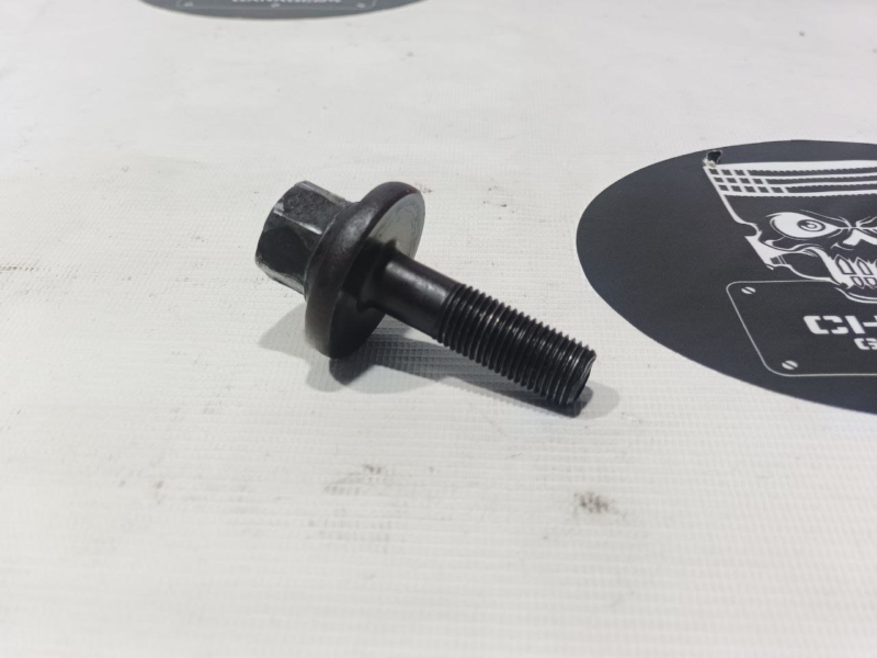 Болт шкива коленвала, 200 рублей, Красноярск