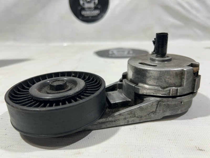 Ролик натяжной навесного оборудования, 1100 рублей, Красноярск