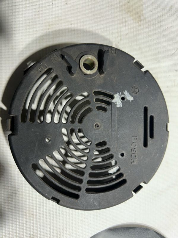 Крышка генератора, 900 рублей, Красноярск