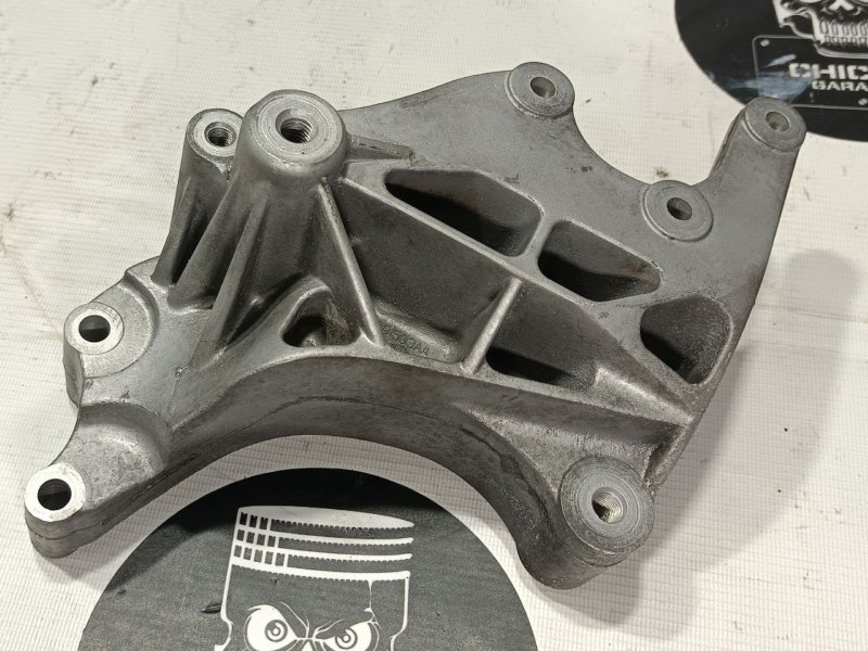 Кронштейн гидроусилителя руля, 1700 рублей, Красноярск