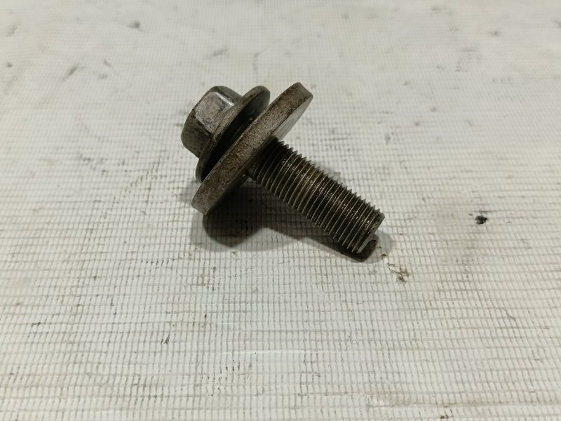 Болт шкива коленвала, 100 рублей, Красноярск