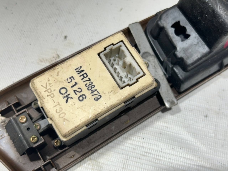 Кнопка стеклоподъемника, 600 рублей, Красноярск