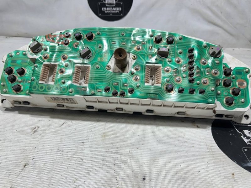 Панель приборов, 800 рублей, Красноярск