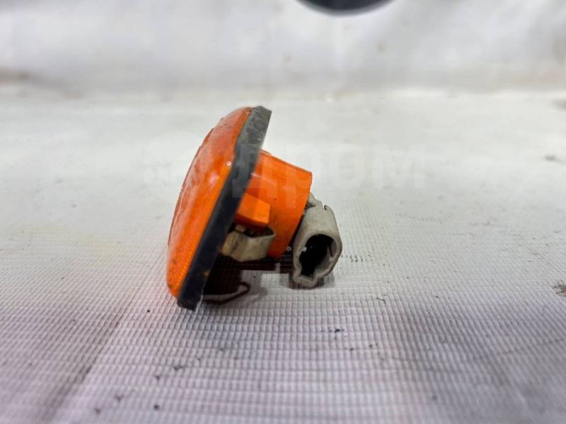 Повторитель поворота в крыло, 400 рублей, Красноярск